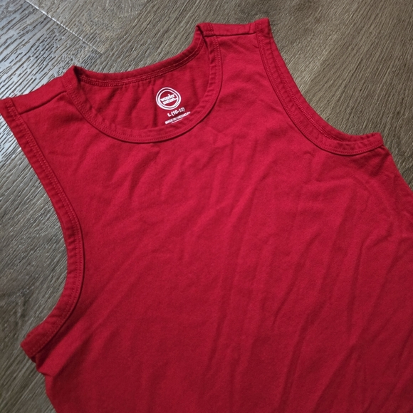 Boys Tank Top Bundle 2 Pieces Black & Red Tank Tops Size 10/12 Large - Picture 7 of 9